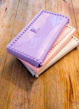 Cargar imagen en el visor de la galería, Nora Flap Pochette