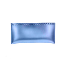 Cargar imagen en el visor de la galería, Carmen Sol Julian Pochette - Metallic Jelly
