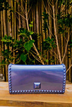 Cargar imagen en el visor de la galería, Nora Flap Pochette - Metallic Jelly
